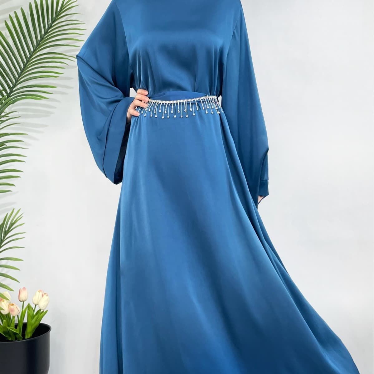 Elegant Satin Dress with Diamond Belt for Women Large Size Middle East Malay Robe Abaya Classy Fashionable Female Top