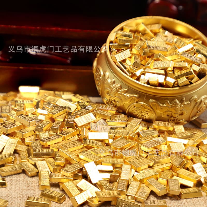 TikTok viral simulated mini gold bars 1cm solid small ornaments, sand gold bar crafts.