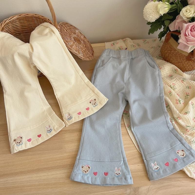 Girls' Pants 2026 Spring Korean Style Children's Casual Pants Little Girls Fashion Cartoon Embroidered Versatile Flared Pants