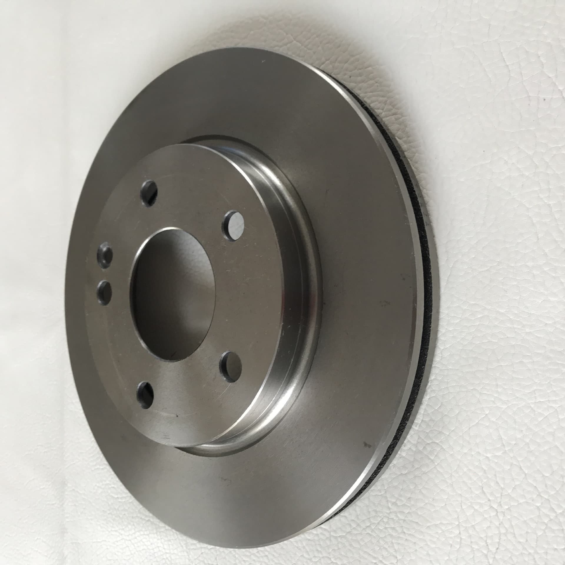 1684210212 Compatible with Mercedes-Benz A-Class Hatchback (W168) Diameter 260 Front Brake Disc