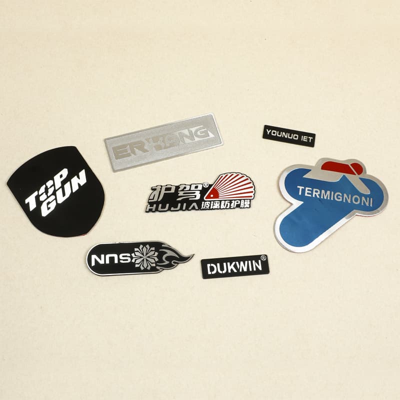 Factory custom metal signs curved perfume nameplates stamped aluminum bottle labels tags custom logo printing