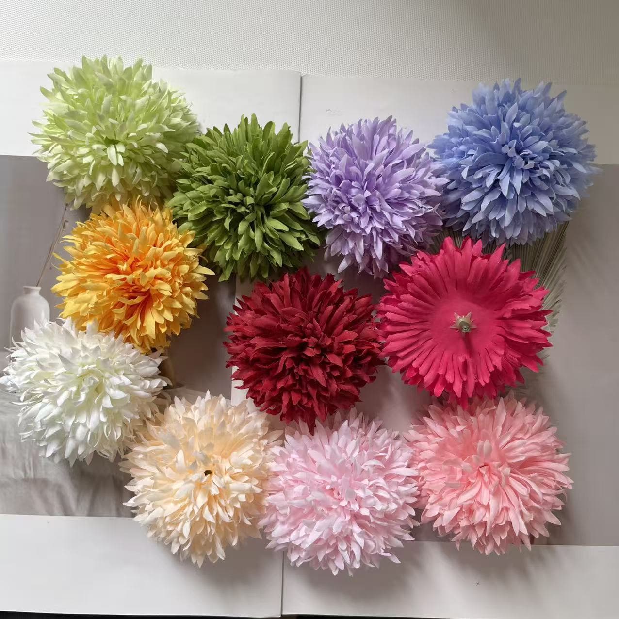 Simulated Melaleuca Chrysanthemum Thorn Snowball Needle Ball Dandelion Flower Head Opera Decoration Hairpin Wreath Clothing Gift Box Accessories