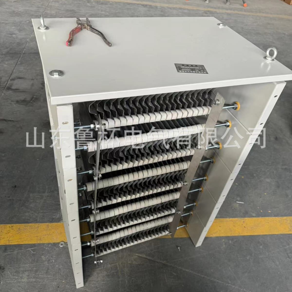 Lubay Electric 100KW Hydrogen Energy Generator Test Load Resistor allows heat to dissipate quickly to the environment.