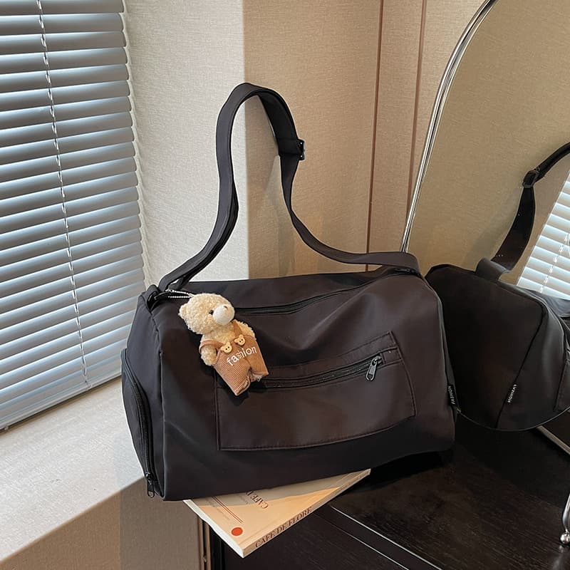 Large-capacity pillow bag short-distance travel bag 2026 new fashion sports yoga fitness bag women's storage messenger bag