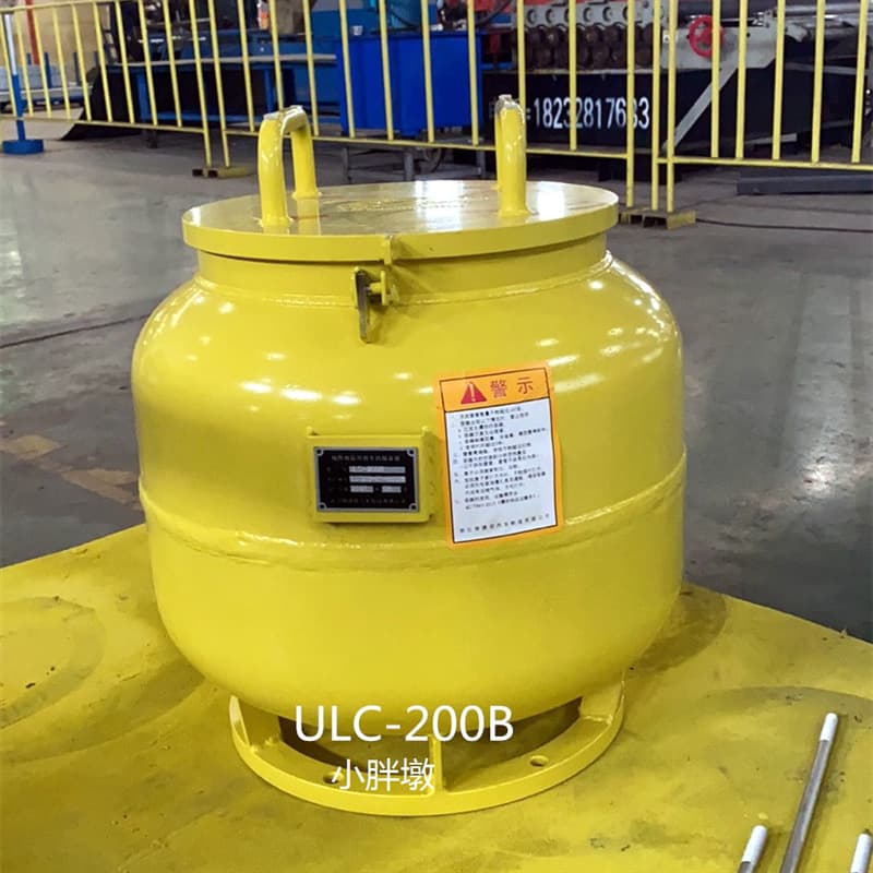 Explosion-proof containers and explosion-proof tanks for explosive materials transport vehicles, ULC six-standard explosion-proof containers