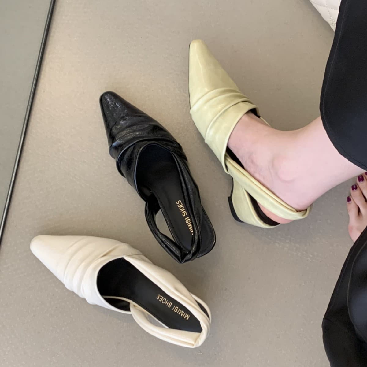 Korean Style 2026 Spring Summer New Pleated Surface Chunky Heel Mid Heel Ankle Strap Sandals Low Heel Shallow Mouth Women's Shoes High Heel Shoes