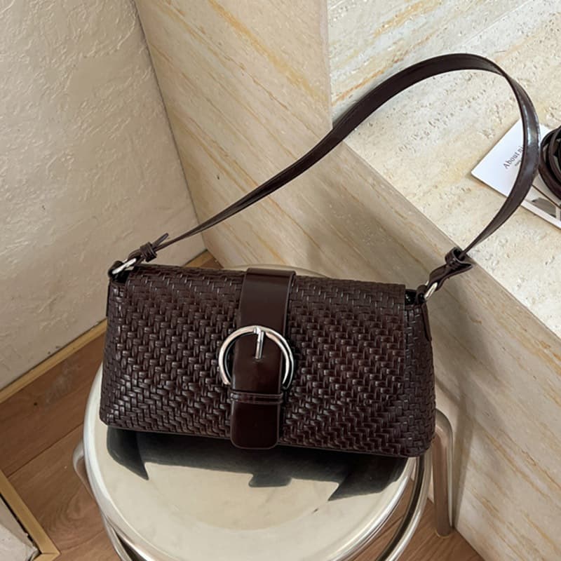 Cross-border retro high-end woven pattern bag for women, new fashion and exquisite commuter bag, versatile shoulder crossbody bag, trendy