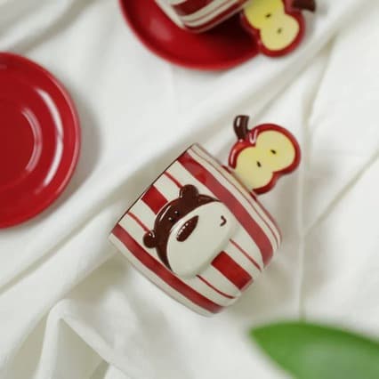 Creative Gift Apple Cup Japanese Ceramic Coffee Cup & Saucer Latte Art Cup Premium Exquisite Quirky Mug