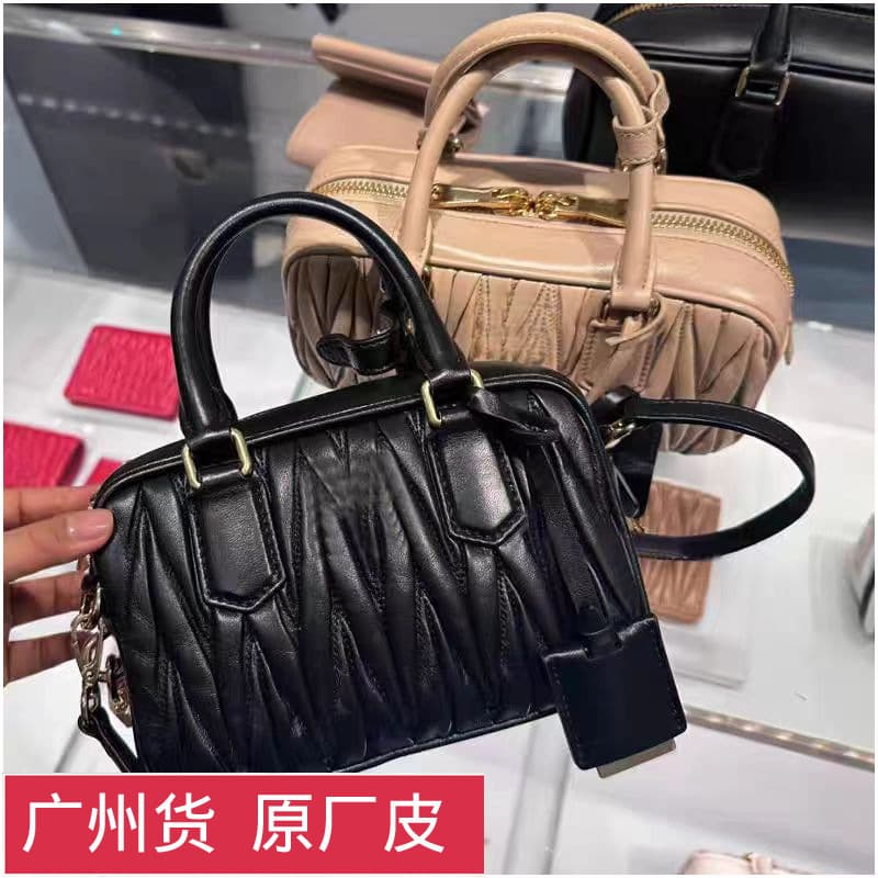 MIU Miu High-End Women's Bag Premium Quality Crinkled Lambskin Bowling Bag Cloud Bag Hobo Underarm Bag IVY