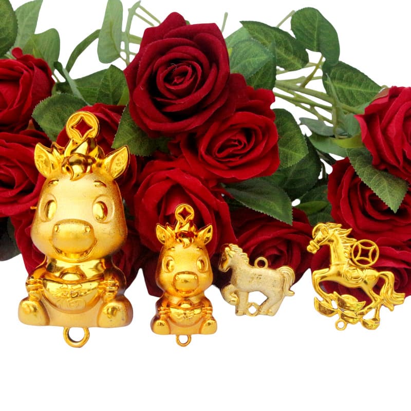 2026 New Gold-Plated Plastic Zodiac 3D Horse Accessories, Decorative Small Pendants, Little Lucky Horses for the New Year