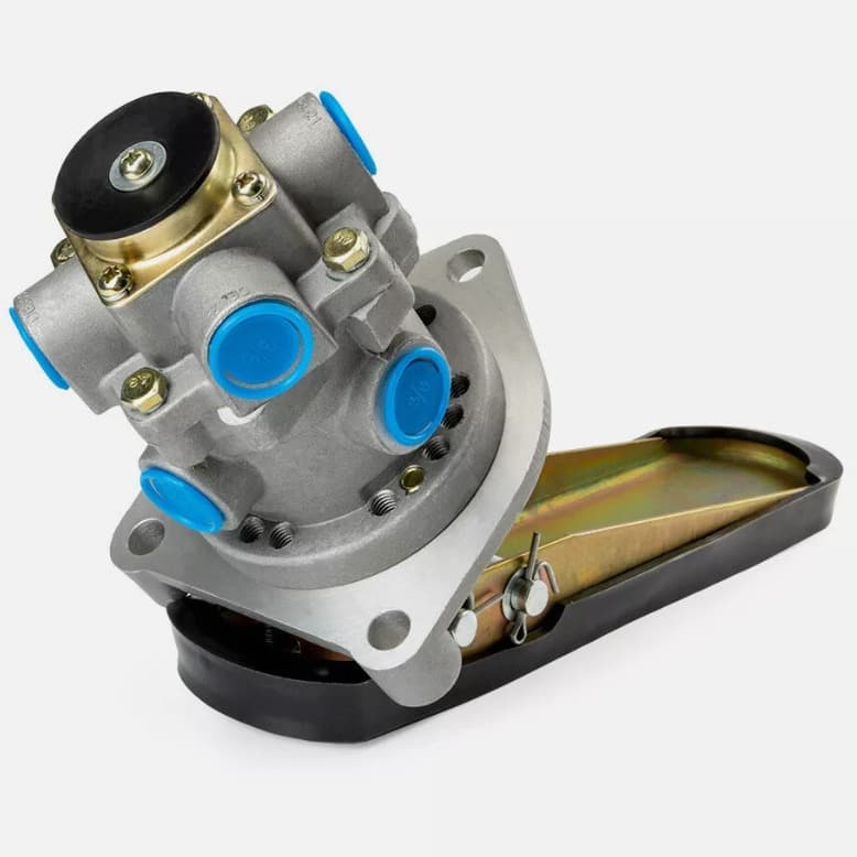 Factory selling new Japanese truck parts foot brake valve E-6 brake master cylinder 241-02903 brake accessories