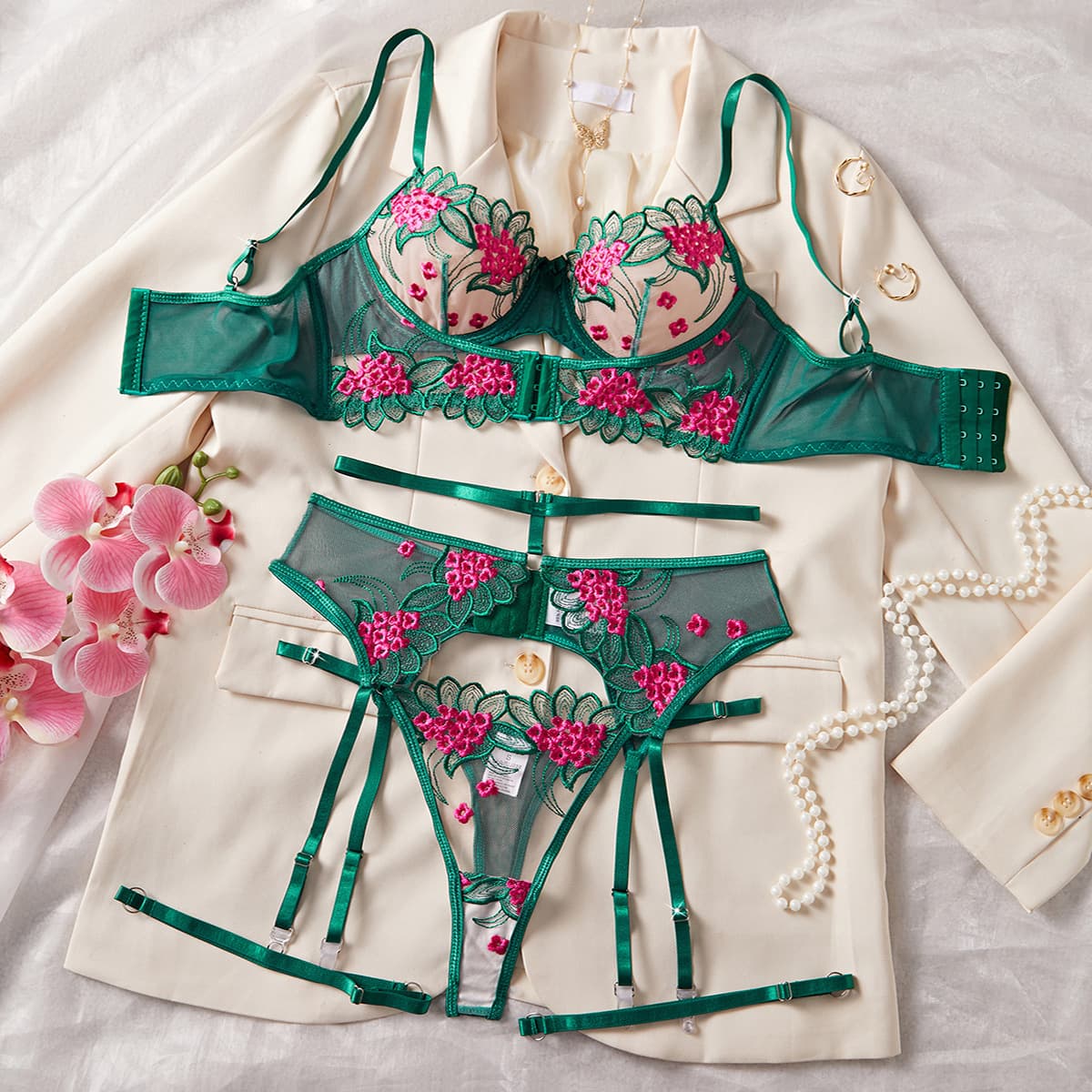 Cross-border Europe and America Lingerie Mesh Embroidery Ultra-thin Bra Front Buckle Steel Ring Push-up Garter Belt Sexy Three-piece Set