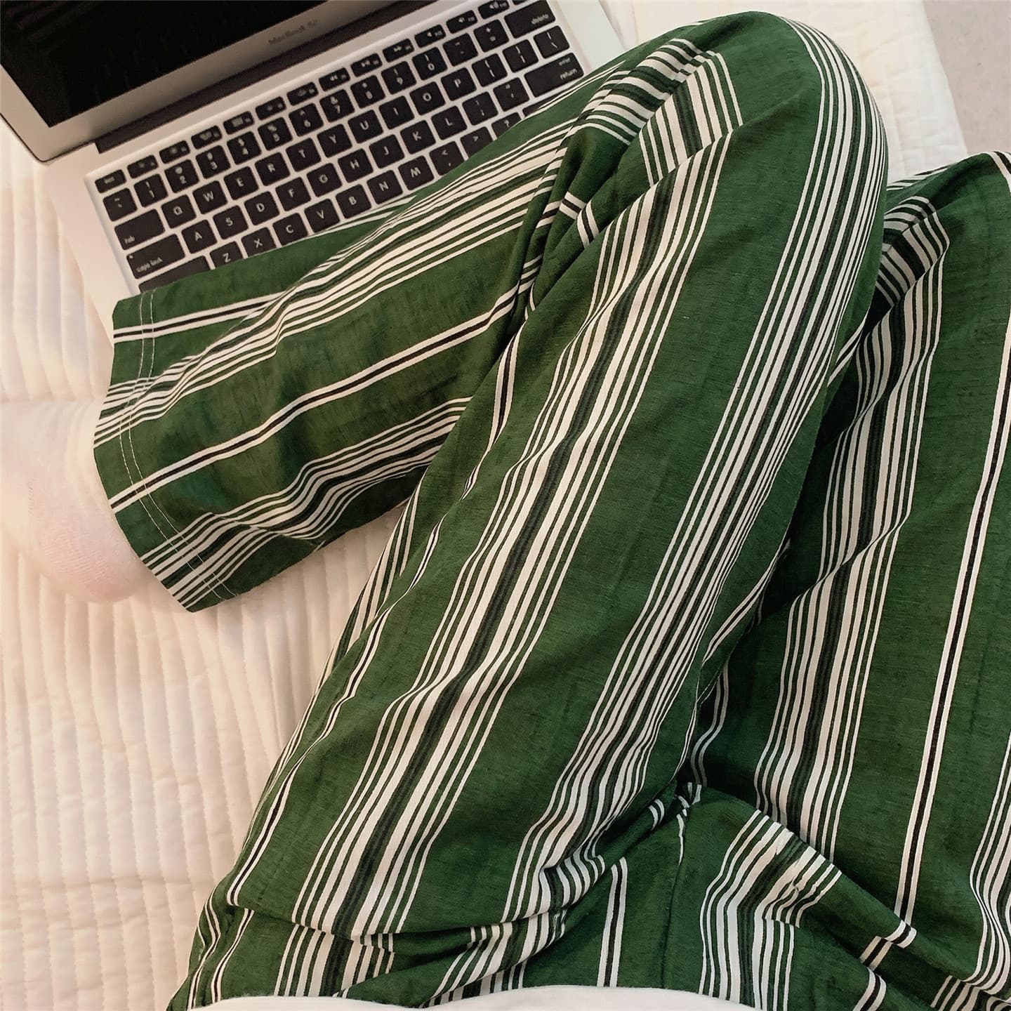 Korean-Style Green Vertical Striped Bubble Cotton Sleep Pants for Summer, Long Pants for Walking, Casual Home Pants, Mosquito-Proof for Outdoor Wear