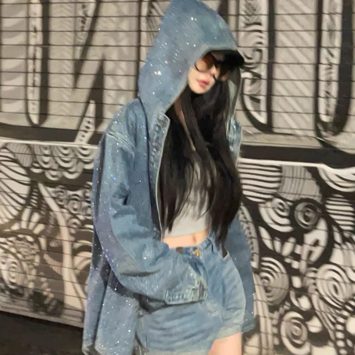 Korean Heavy-Duty Rhinestone Hooded Denim Jacket Women 2026 Spring/Autumn Loose Stylish Blue Casual Versatile Top