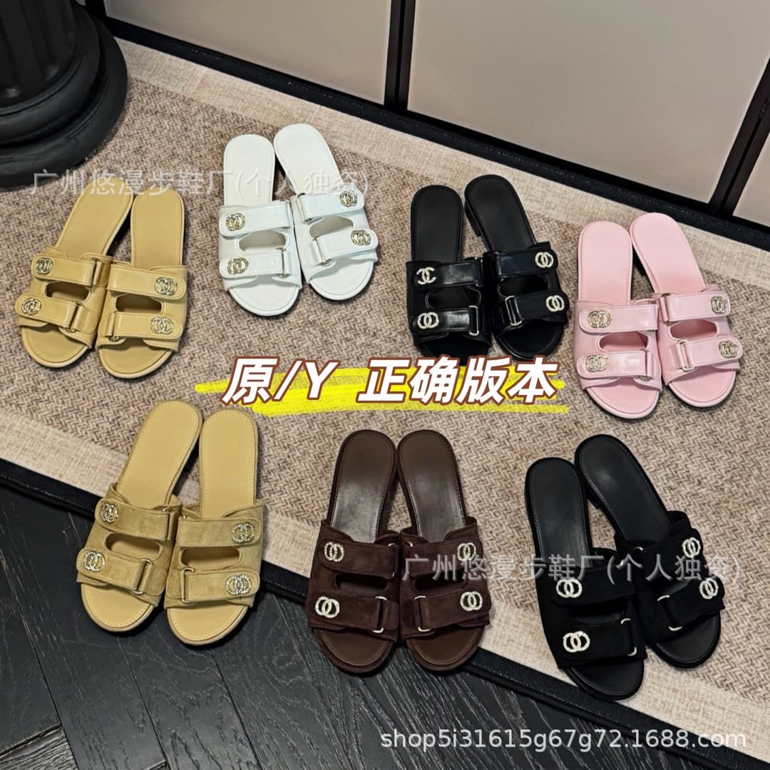 High-end C-brand rhinestone buckle Velcro slippers for women, summer outdoor fashion casual genuine leather open-toe one-strap sandals