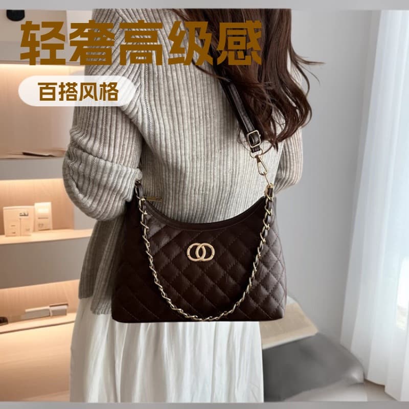 2026 New Style Chanel-Inspired Quilted Women's Bag with a High-End Feel, Suitable for Commuting, Chain Shoulder Bag, Small Square Handbag, Can Be Carried by Hand, on the Shoulder, or Crossbody
