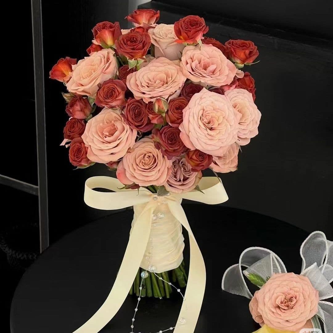 Artificial Rose Bouquet for Bride Wedding Day, Engagement, Marriage Certificate, Gift, Hand Bouquet