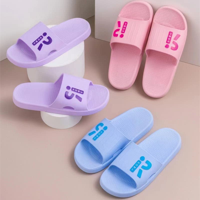Non-slip Home Slippers for Women, Factory Wholesale, Four Seasons, PVC Thick Sole, Wear-resistant Soft Plastic Summer Indoor