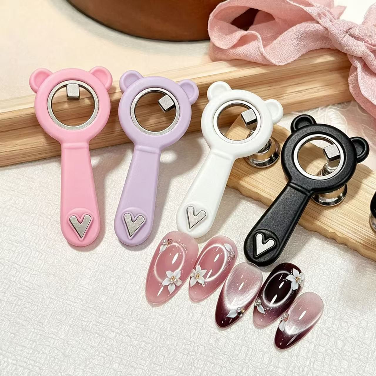 Nail Art Cat Eye Magnet Cute Bear Silicone Ring Magnet Suction Hole Love Cat Eye Powerful Magnetic Tool