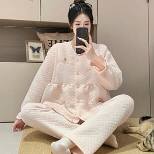 No-Pilling Stock Winter Interlayer Antibacterial Air Cotton Maternity Pajamas, Nursing Sleepwear Set for Pregnant Women