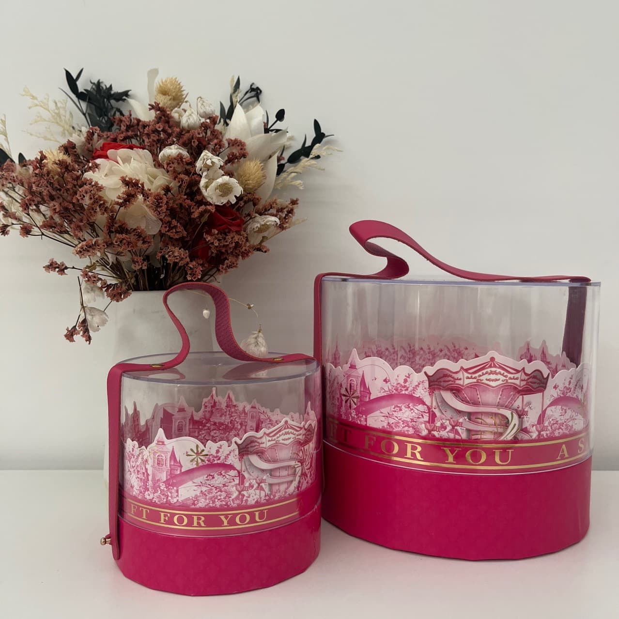 New Wedding Light Luxury Handheld Round Bucket Acrylic Gift Box for Bridesmaid Return Gift Candy Box