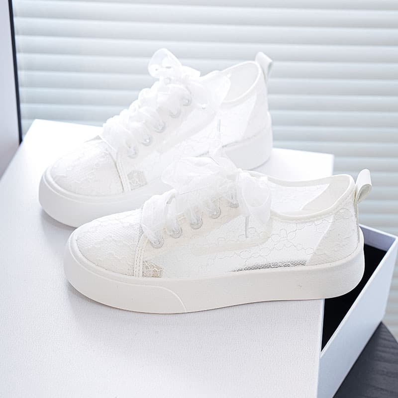2026 Summer New Lace Mesh Sneakers White Canvas Shoes for Women Thin Style Versatile Thick Sole Breathable Skate Shoes