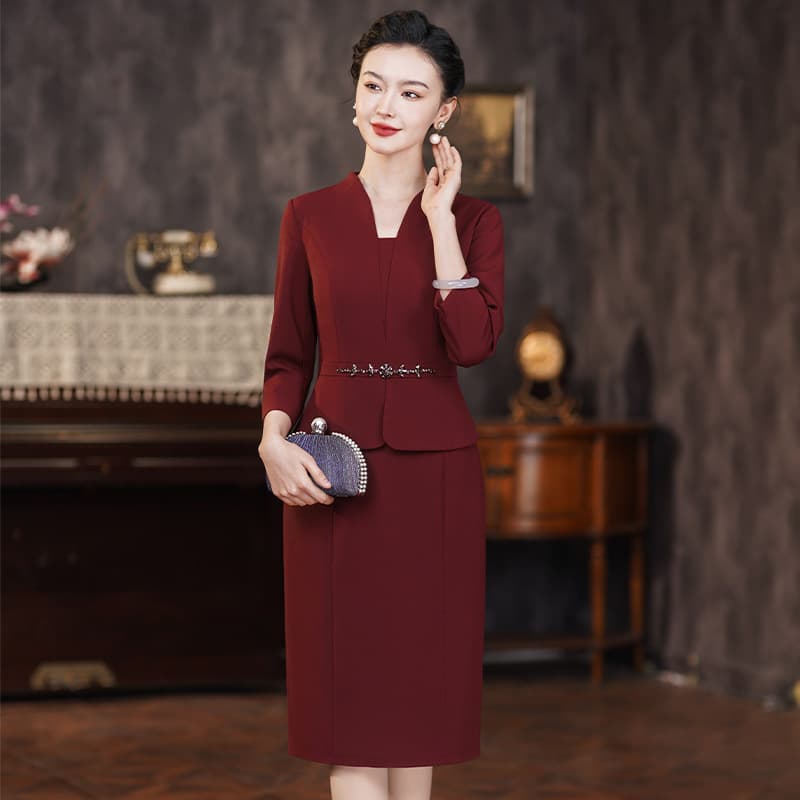 Shenzhen brand mother-in-law cheongsam plus size dress 2024 middle-aged mother wedding banquet high-end banquet toast dress wholesale