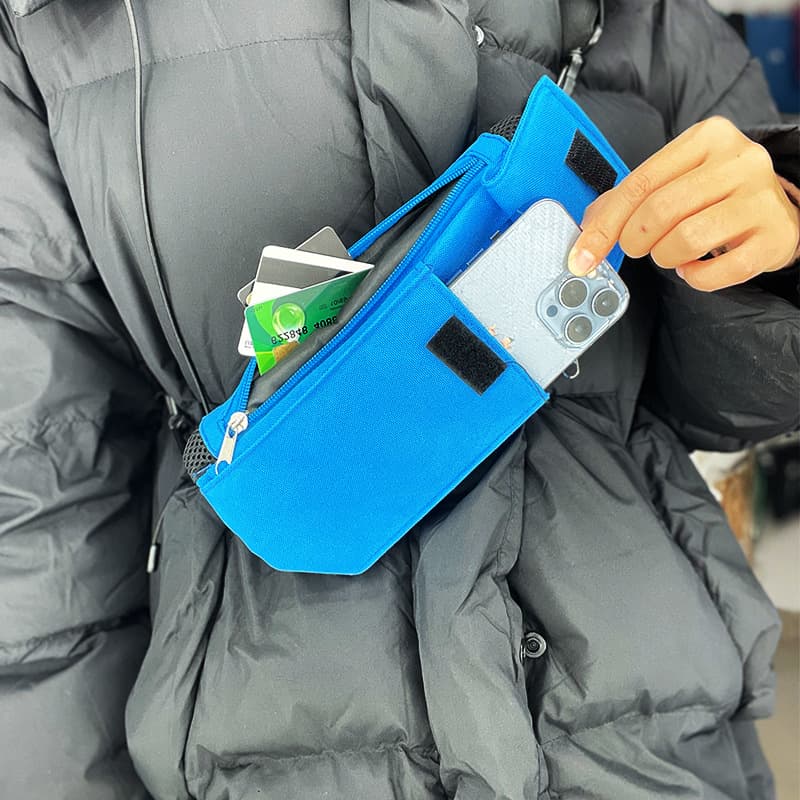 Japanese-style mobile phone travel bag, outdoor travel portable card bag, outdoor sports walking chest bag, wholesale in stock