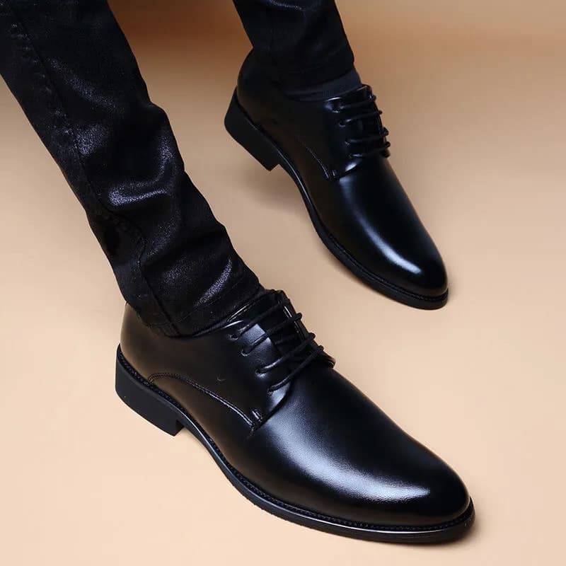 New Summer Korean Style Formal Leather Shoes for Men, Breathable Black Business Casual Shoes, British Student Soft Leather Shoes