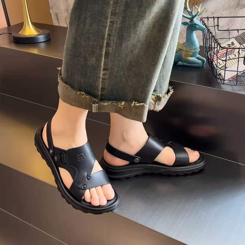Brand First-Layer Cowhide Soft-Soled Beach Sandals for Men, Summer Non-Slip Wear-Resistant Anti-Odor Genuine Leather Dad Shoes, Summer Slippers