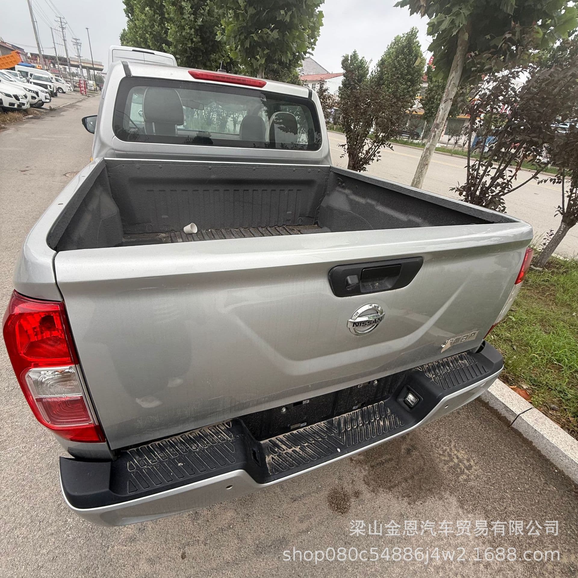 4x4 Off-Road Pickup Truck, Durable and Reliable for Cargo, 6-Meter Cargo Truck, Truck Engine
