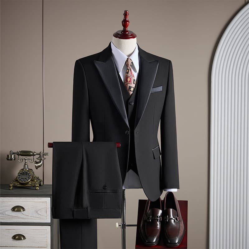 Notch Lapel Men's Suit Set Tuxedo Groom Wedding Banquet Formal Wear Host Slim Fit Suit Complete Set
