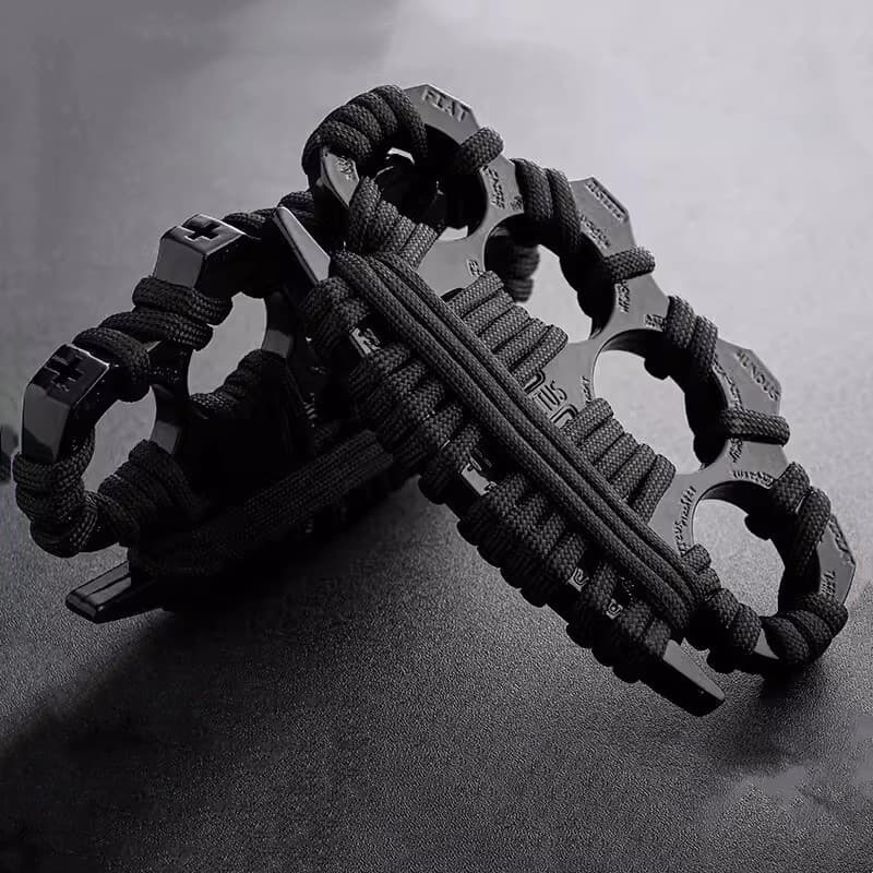 Four-Finger Brass Knuckles Evil Spirit Knuckle Duster Zinc Alloy Thickened Self-Defense Ring Legal Self-Defense Fighting Iron Fist Knuckle Ring