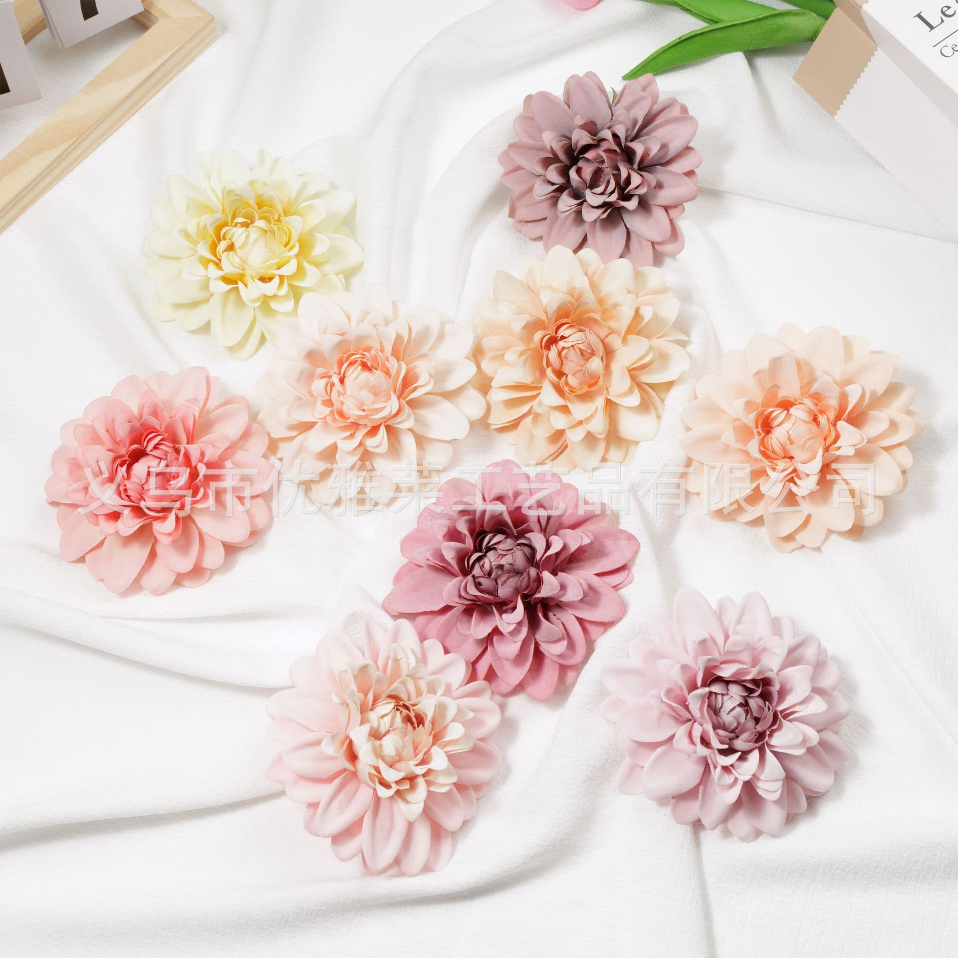 Artificial Dahlia Flowers for Wedding Flower Wall Decoration, DIY Hair Accessories, Shoe Flowers, Hat Flowers, Garment Accessories Wholesale