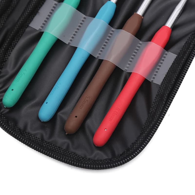 Soft Handle Crochet Hook Case Set Stainless Steel Crochet Hooks Beginner Tool Set Knitting for Home Sweater and Shoe Making
