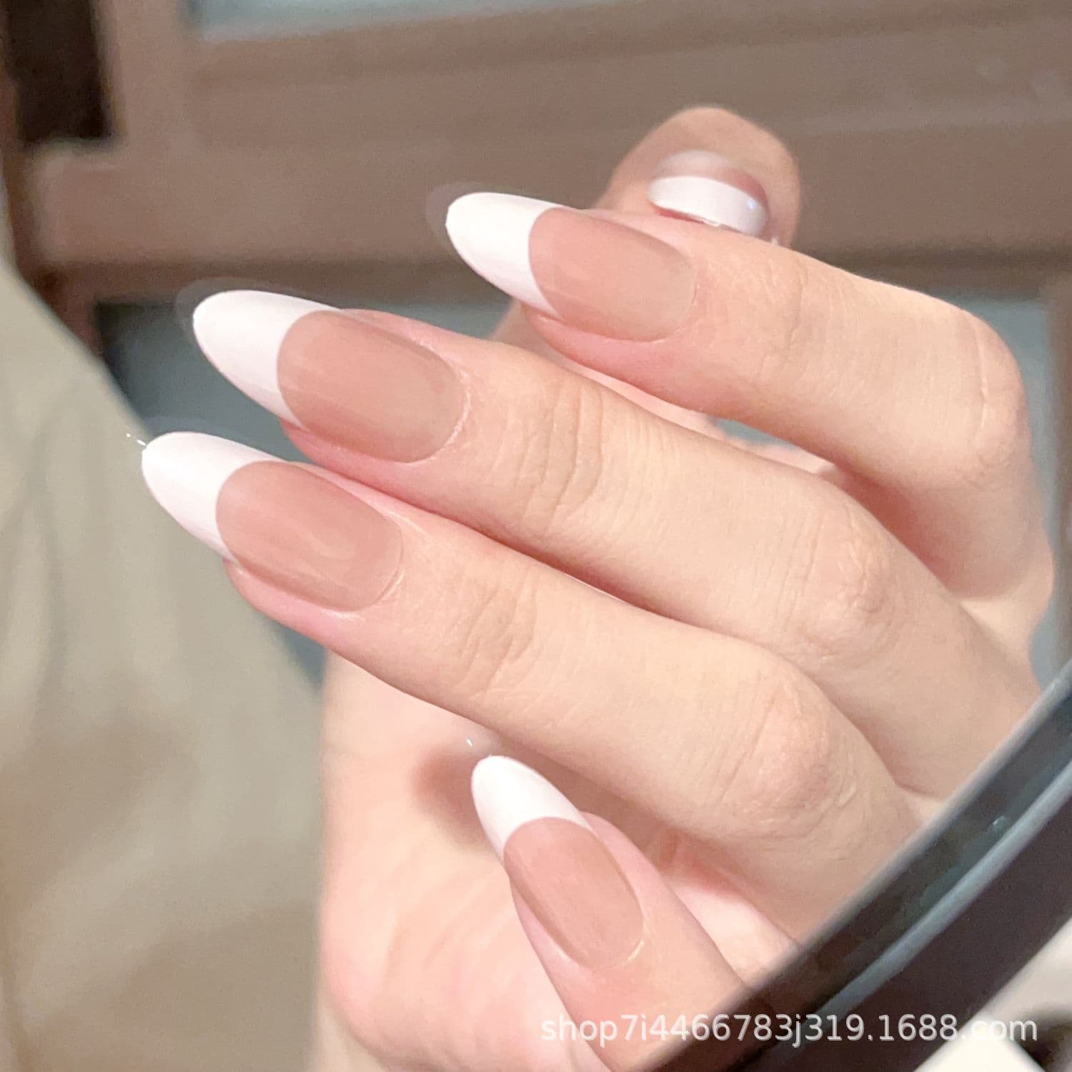 Handmade Press-On Nails Douyin Hot-Selling Nail Tips French White Edge Almond Nails Minimalist Versatile Elegant False Nail Stickers Cross-Border