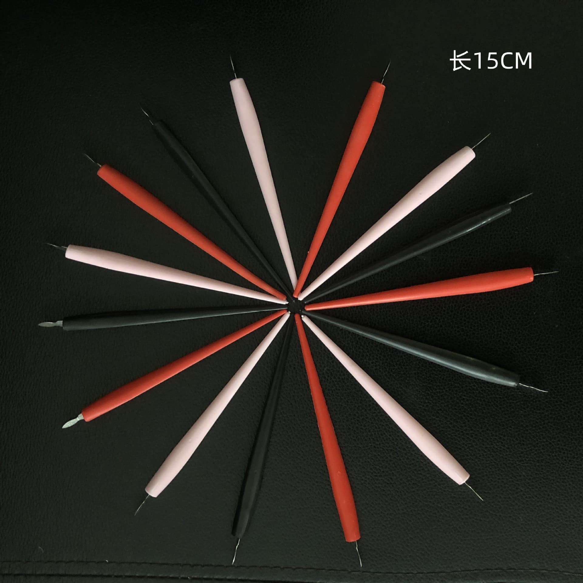 Wholesale plastic scratch paintbrushes, DIY scratch paintbrushes, children's scratch paintbrushes, art and painting supplies for children.