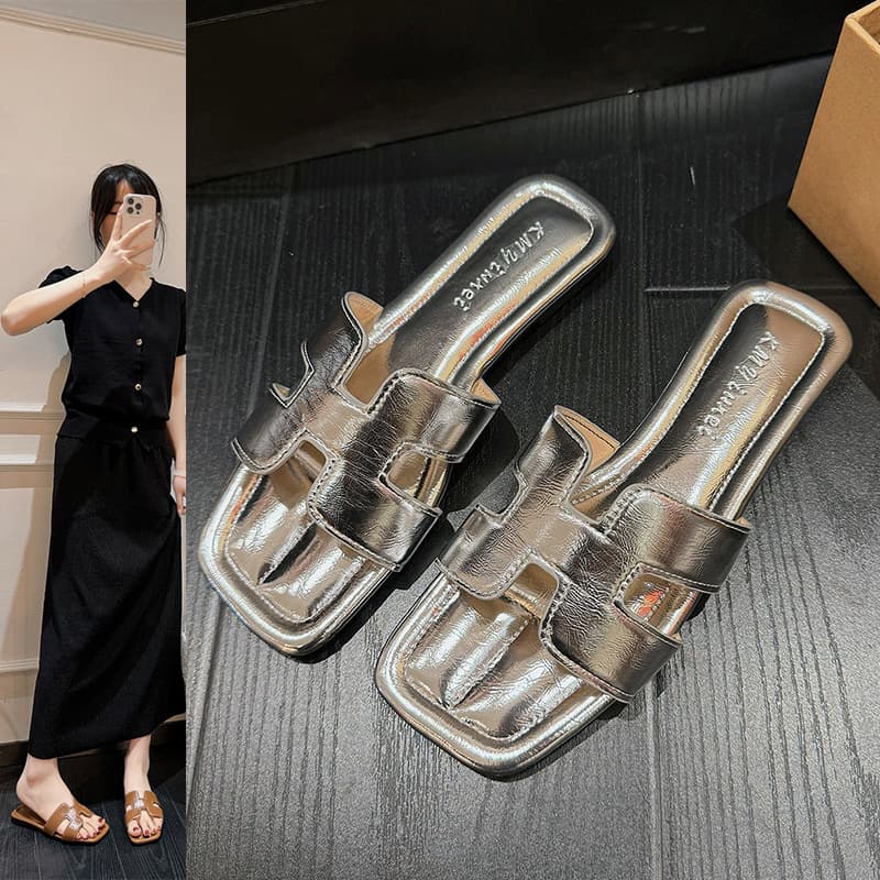 Fairy Style Women's Slippers for Outdoor Wear 2025 Summer New Collection, Flat Beach Sandals to Match Dresses, Women's Flip Flops