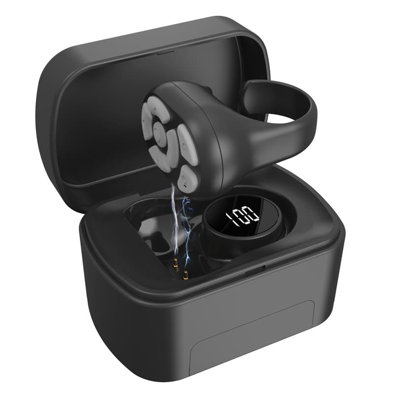 Hot-Selling Phone Bluetooth TikTok Remote Control for Scrolling Videos, Page Up/Down, Photo Capture, Focus Adjustment, Liking, with Stand and Scroll Wheel Control