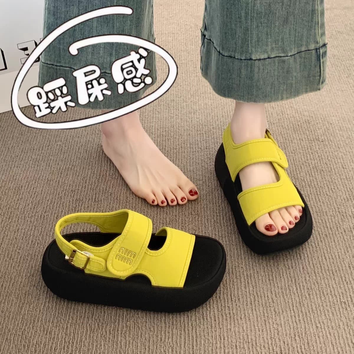Thick Sole Sandals for Women Summer 2026 New Trendy Soft Comfortable Casual Roman Beach Shoes