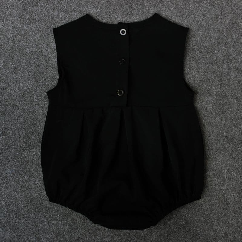 Children's summer girls' sleeveless clothes lace baby triangle crawl clothes baby bag fart clothes one-piece harem ins cotton