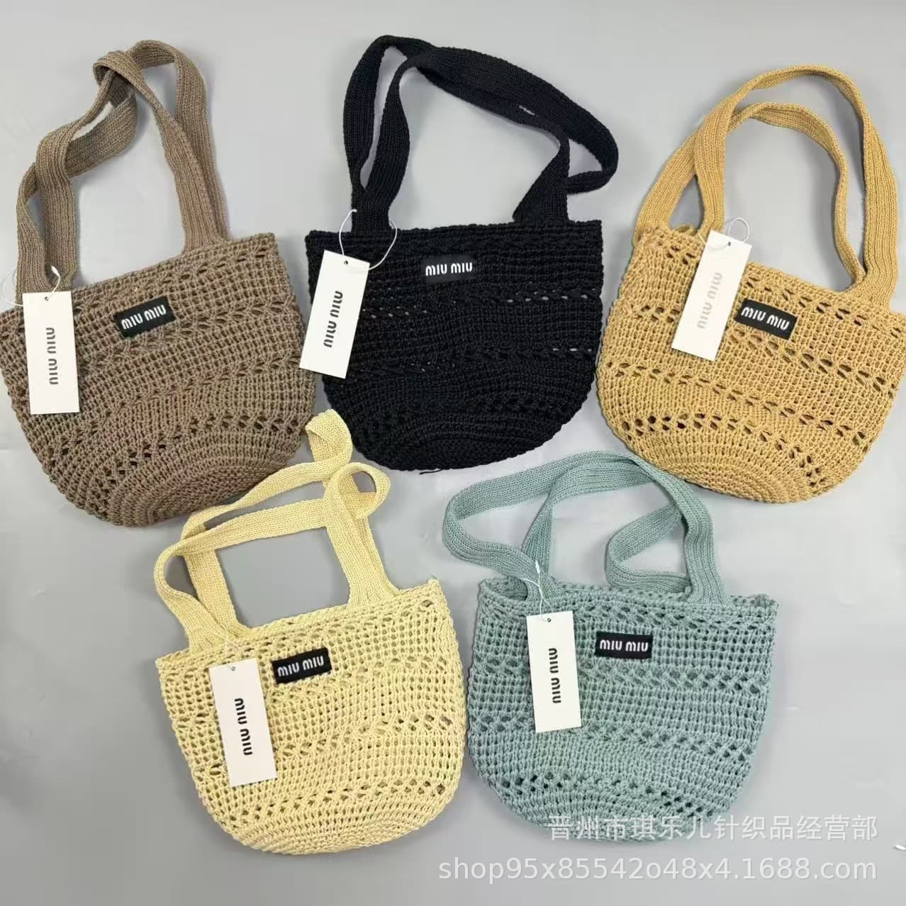 Beach vacation style straw bag 2025 new shoulder bag summer straw tote bag large capacity portable woven bag