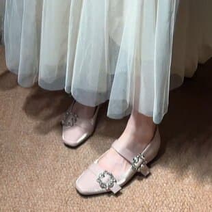 French Elegant Rhinestone Square Buckle Mary Jane Shoes for Women 2026 Summer New Gentle Pairing with Dresses Flat Nude Ballet Flats