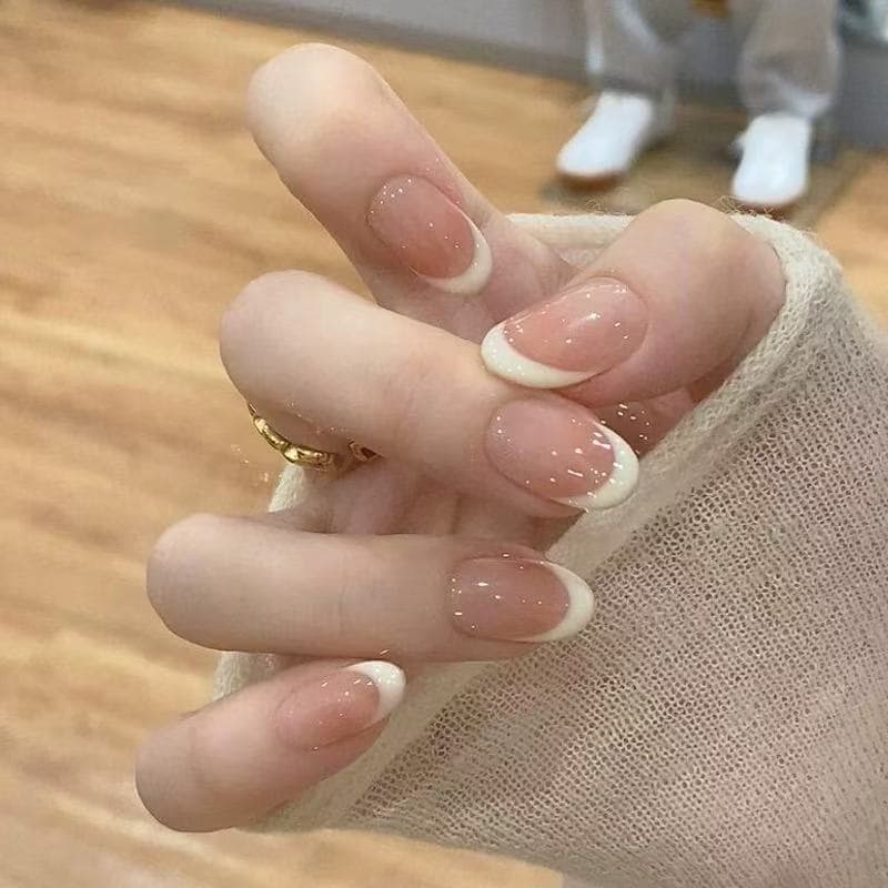Handcrafted White French Wearable Nails Nude Medium-Short Nail Tips 2026 New Spring Light Luxury Premium Look