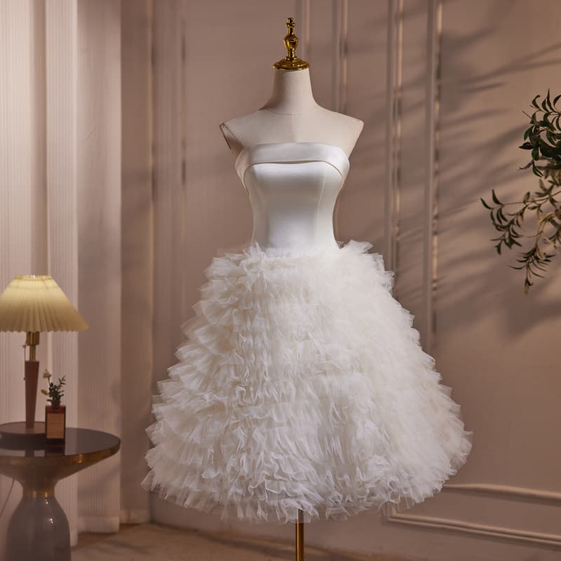 White tube top short light wedding dress wrought cloth travel photography princess dress birthday party small dress tutu skirt evening dress