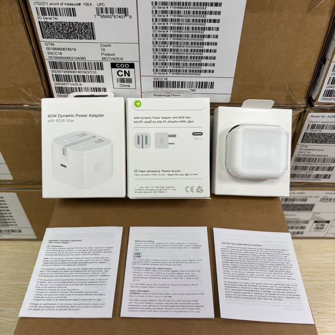 British standard Apple 40W fast charging head suitable for iphone17/16pm mobile phone charger power adapter charging head