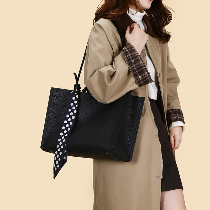 Women's Bag New Style Tote Bag Large Capacity Ladies Bag Commute Fashionable Women's Single Shoulder Silk Scarf Casual Large Bag Set Bag