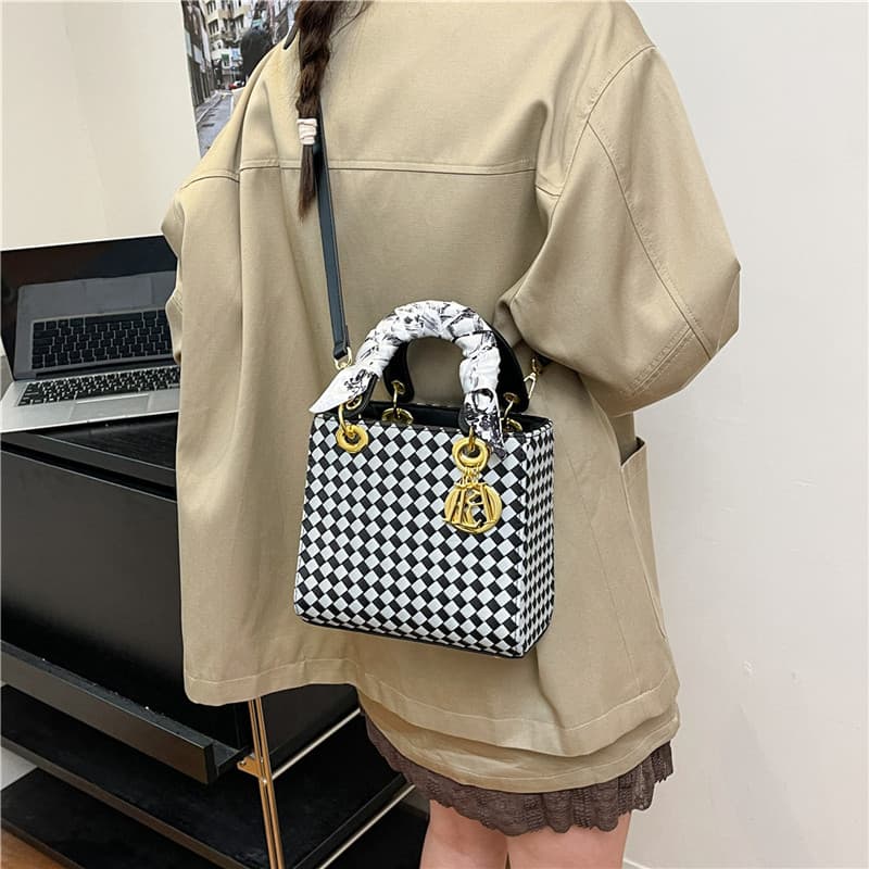 Cross-Border Women's Bag 2025 New Fashion Versatile Checkered Scarf Lady Bag Premium Shoulder Crossbody Handbag