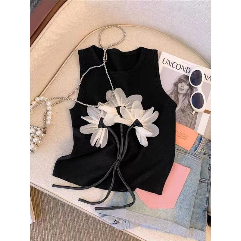 Summer new heavy industry three-dimensional flower drawstring knitted vest for women, fashionable and western design, slim and versatile top