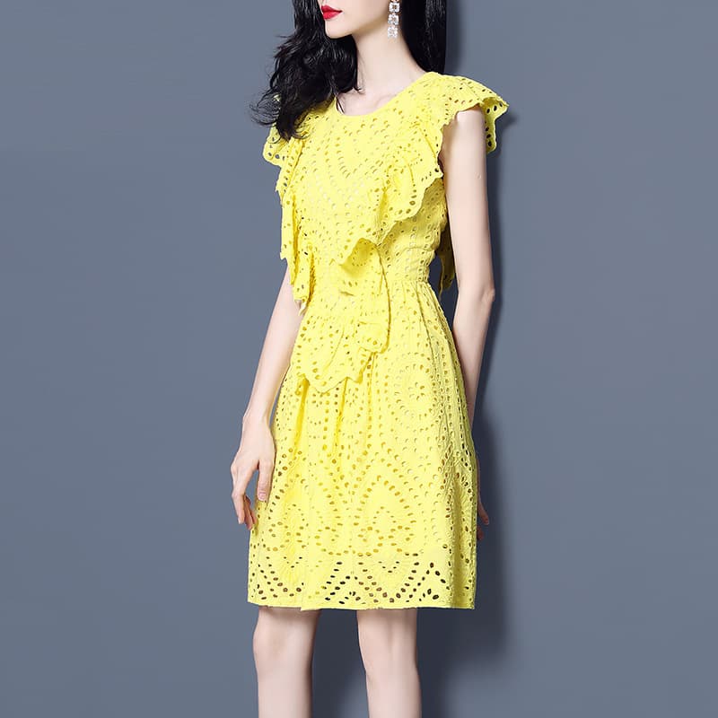 Elegant 2025 Summer New Arrival Ruffle Hollow Short Sleeve Lace Breathable Yellow Dress for Petite Women